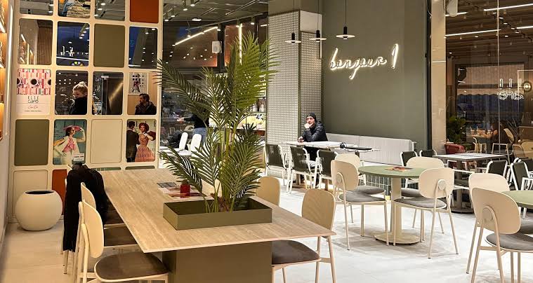 Elle Cafe Düzce Merkez'de Açıldı