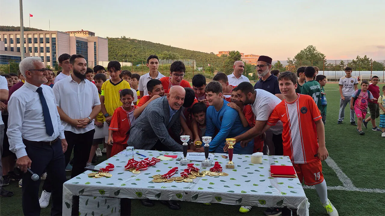 Yaz Okulları Futbol Turnuvası Tamamlandı