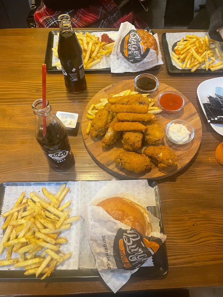 Burger Mix Kampüs — fotoğraf 3