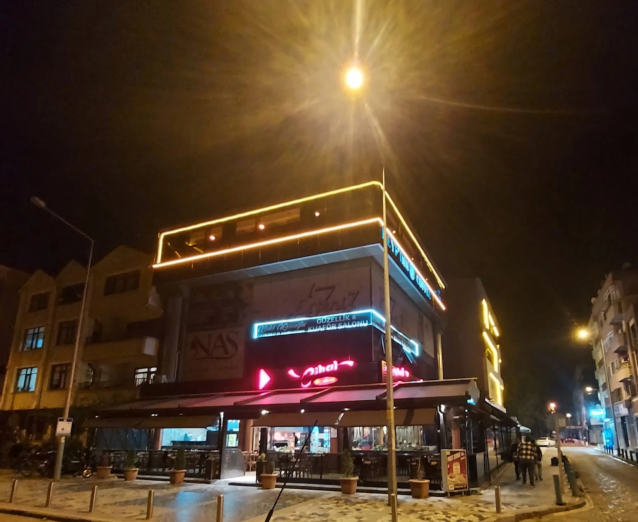 Cihat Burger — fotoğraf 4