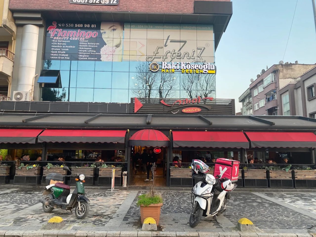 Cihat Burger — fotoğraf 2