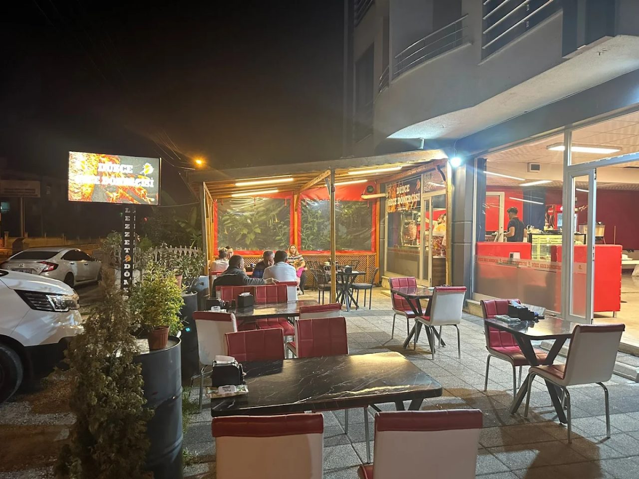 Düzce Gece Dönercisi — fotoğraf 3