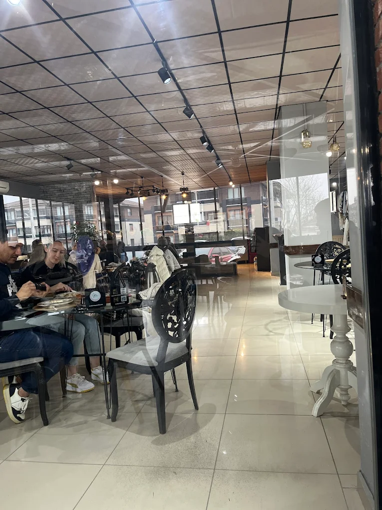 İnci Boutique Cafe — fotoğraf 3