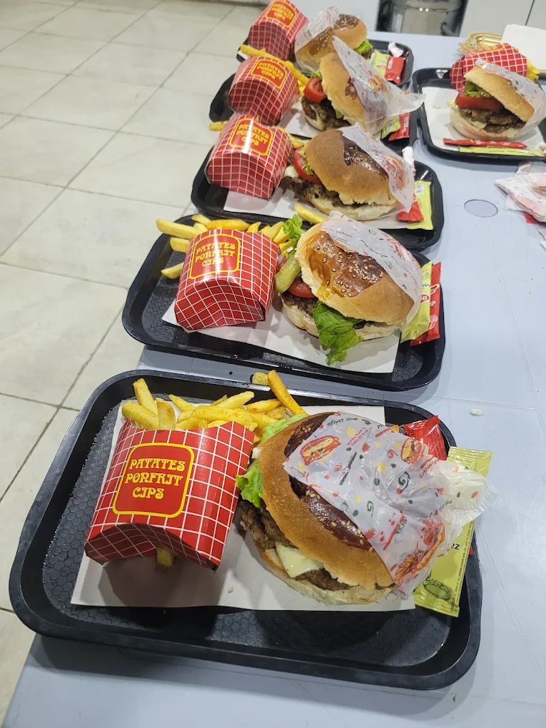 Kasırga Burger — fotoğraf 3
