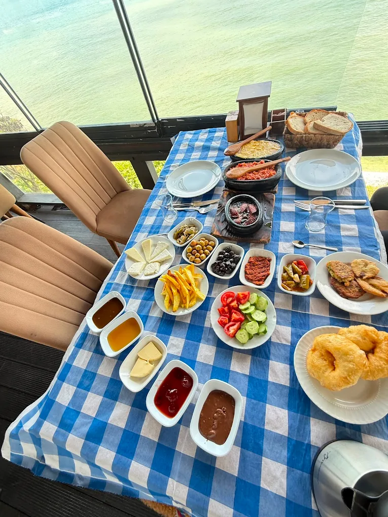 Tutaste Cafe Restaurant — fotoğraf 2